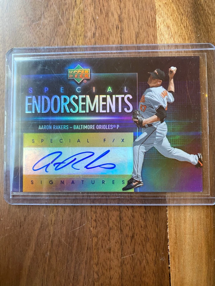 A42,423 - 2006 Upper Deck Special F/X Special Endorsements #AA Aaron Rakers Auto - Image 1 of 1