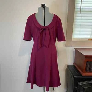 Donna Morgan Pflaumenfarbe Retro 50er Jahre Fit and Flare Kleid Größe 6P - Bild 1 von 5