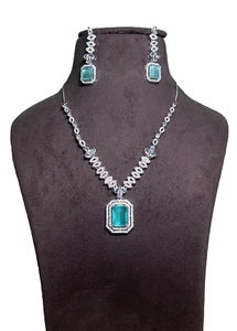 Green Monalisa Necklace Set ,925 Sterling Silver Earring With Necklace , - Picture 1 of 6