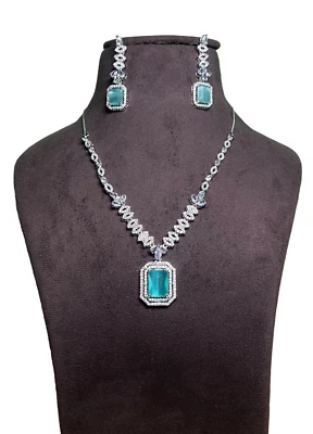 Green Monalisa Necklace Set ,925 Sterling Silver Earring With Necklace , - Image 1 of 4