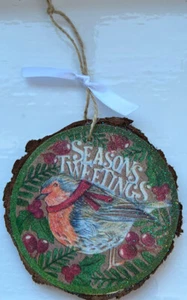 Robin Seasons Tweetings Handmade Christmas Tree Decoration Hanging Wood Slice - Picture 1 of 5