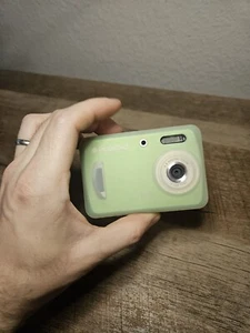 Polaroid A540 5.0MP Digital Camera Lime/ Neon Green Point And Shoot Works Great - Picture 1 of 9
