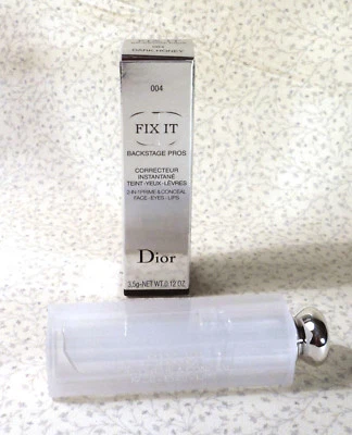 Christian Dior Fix It 2 en 1 Prime & Conceal - # 004 Dark Honey - 0,12 oz. Foto 1 de 2