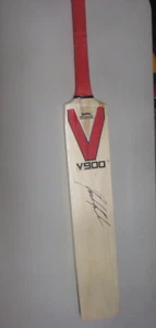 Richie Richardson (West Indies) signed Slazenger cricket bat + COA - Picture 1 of 3