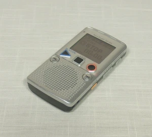 Used OLYMPUS DP-201 Note Corder Handheld Voice Recorder (Digital) WORKS WELL! - Picture 1 of 3