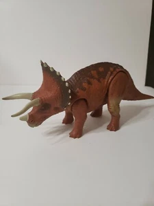 Jurassic World Roarivores Triceratops Figure Mattel Jurassic Park Dinosaur 2017 - Picture 1 of 4