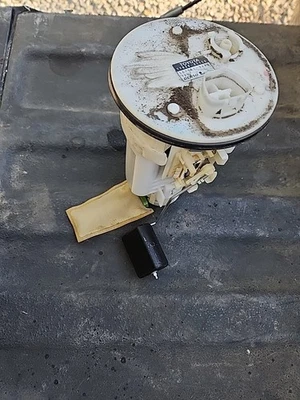 Bomba de combustible Scion Tc Denso 2009 OEM 77020-21150 101961-9640 12v Foto 1 de 4