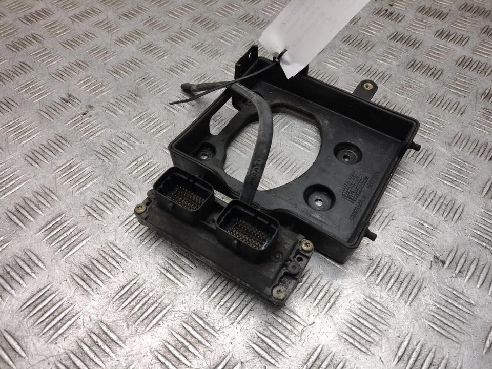 Ducati Monster S2R 800 2005 ecu/CDI Foto 1 de 4