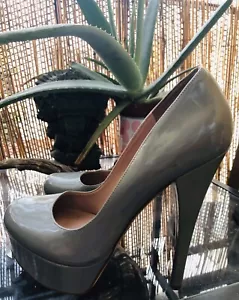 *Alejandro Ingelmo* Stunning SOPHIA Platform Gray Patent Leather Heels 38.5 8.5 - Picture 1 of 9