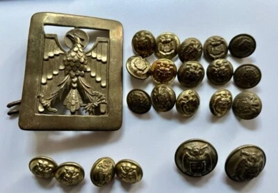 Spain, General Franco, the fearsome Armed Police lot. Belt buckle and buttons. - Imagen 1 de 4