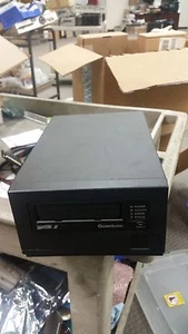 Quantum Ultrium LTO 2 Tape Drive CL1002 160 SCSI 200/400GB Desktop TE3200-811 - Picture 1 of 4