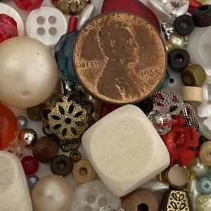 Lot Bead Soup Mix for Dollhouse Miniatures to makePerfume Bottles Planters Lamps - Picture 1 of 5