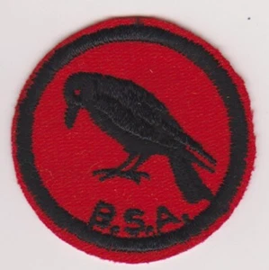 PATROL MEDALLION S-5 CROW RED TWILL WHITE GLUE or PASTE BACK 1953-68 - Picture 1 of 1