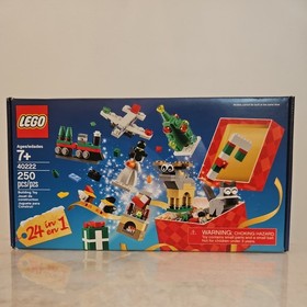LEGO 40222 24-in-1 Advent calendar style Christmas Build- New in Box 250 Pcs. 7+