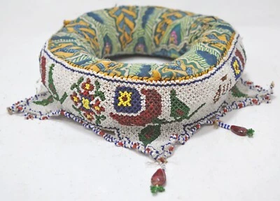 Antiguo soporte para maceta anillo redondo de tela original cuentas antiguas hechas a mano trabajo Foto 1 de 4