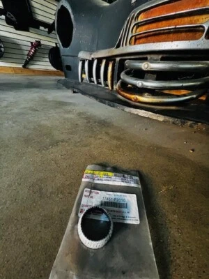 (1) Genuine Toyota Exhaust Pipe Gasket  No. 2 17451-F2010 - Image 1 of 2