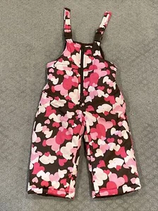 Oshkosh Girls Snowsuit Size 18 Months - Cute Pink Hearts Design - Picture 1 of 6