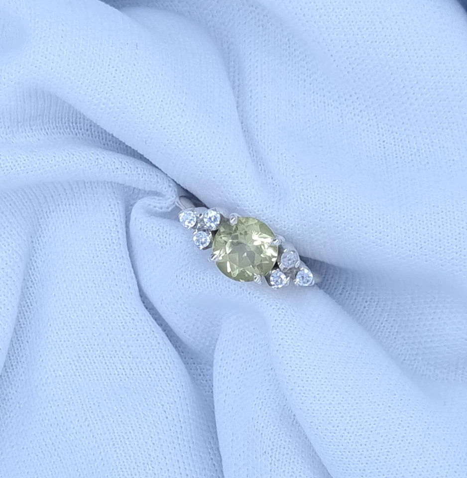 925 Argento Sterling 4.46 Grammi Naturale Limone Quarzo Con Zirconi Misura 6 J1 - Immagine 1 di 4