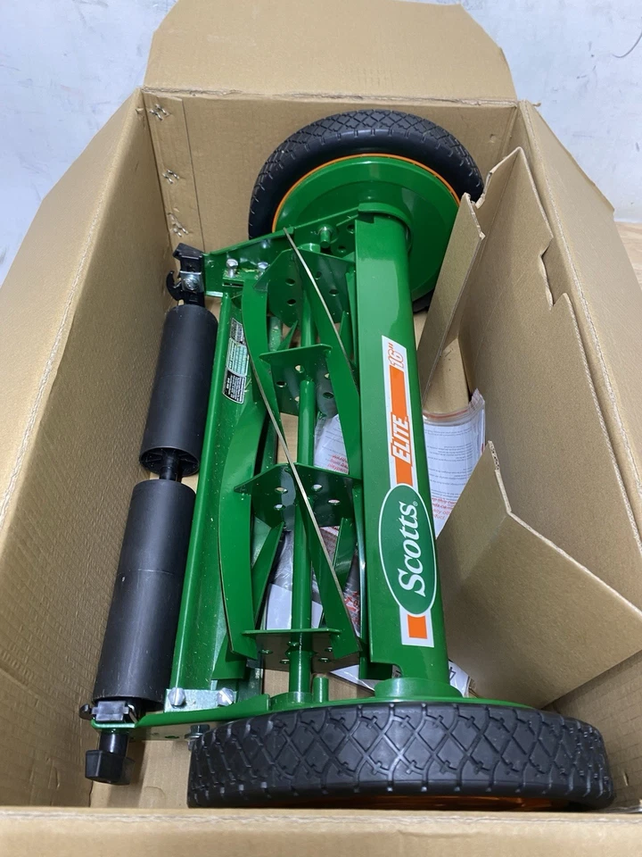 Scotts Scott's 16 pulgadas Cortacésped manual con carrete de empuje trasero Foto 1 de 4