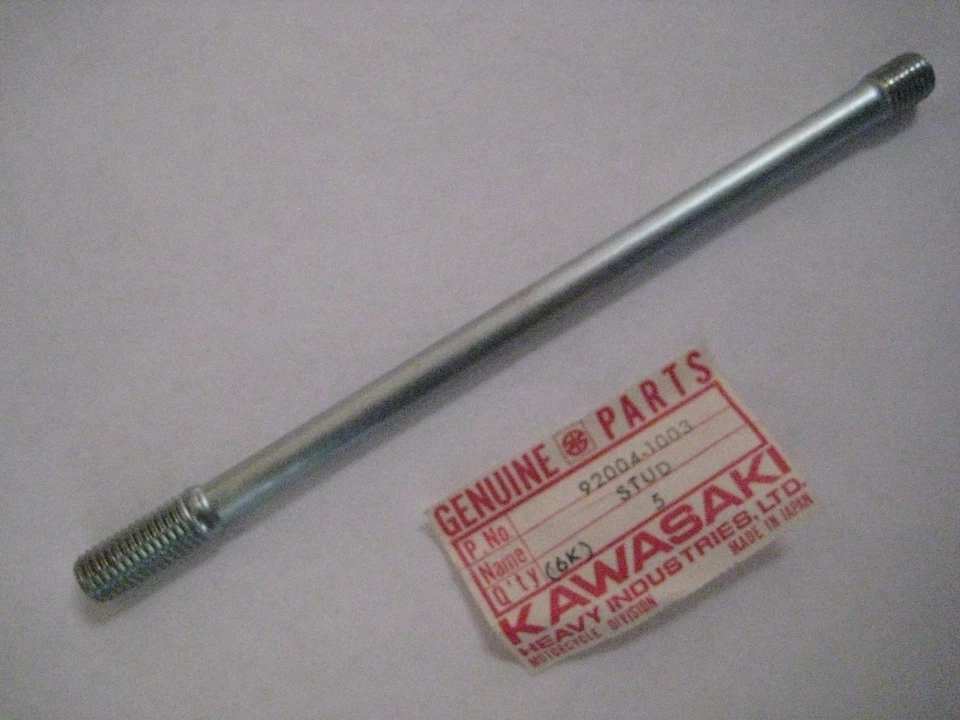 KAWASAKI Z1/Z1-R/KZ CYLINDER MOUNTING STUD 10 X 158 MM NOS! - Image 1 of 1