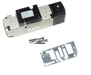 NEW SMC NVSP4126-0009D SOLENOID VALVE 150 PSI MAX, 120 VAC, 60 HZ, NVSP41260009D - Picture 1 of 4