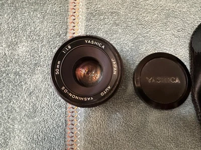 Yashica Auto Yashinon-DS 50mm f/1.7 M42 Mount Japan - Image 1 of 4