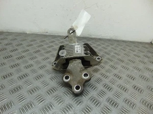 Vauxhall Astra J Gearbox Mount 13287953 1.6 Petrol 2009-2018B - Picture 1 of 6