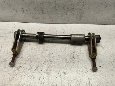 Suzuki GS450L GS450 1981 OEM rueda trasera eje cadena ajustes espaciadores Foto 1 de 4