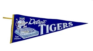 Detroit Tigers Pennant Late 1960s Rare Purple - Picture 1 of 2