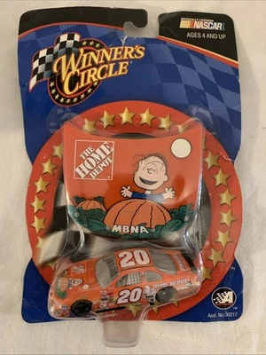 Coche de carreras Tony Stewart Winner’s Circle Foto 1 de 4