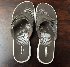 Sandalias chanclas Clarks beige para mujer talla 9 - Imagen 1 de 2