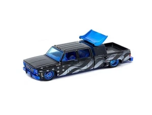 chase! M2 1:64 1973 Chevrolet Cheyenne Super 30 Stars & Stripes 39000-MJS07 - Picture 1 of 1