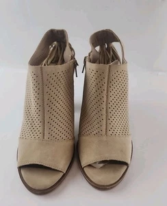 Gianni Bini Damen-Booties zehenfrei cremefarben Leder Blockabsatz Größe 9,5 - Bild 1 von 23