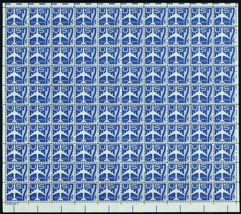 Hoja completa de cien estampillas postales de correo aéreo de 7 centavos de avión Scott C51 Foto 1 de 1