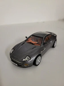 Modellino Auto Aston Martin Vanquish V12 - scala 1:43 - Foto 1 di 6