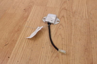 Regulador de tensão 1984 YAMAHA ET 340 ENTICER - Imagem 1 de 4