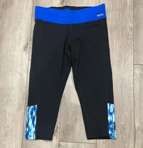 Victoria’s Secret ROSA Ultimate Yoga Leggings Recortados Negros Para Mujer’s Medianos  - Imagen 1 de 5