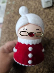 1 Bath and Body Works Wallflowers Plug In Mrs Clause - Picture 1 of 2