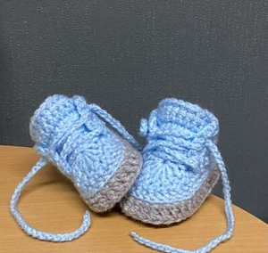 Crochet baby shoes Handmade crochet wool baby booties sneakers slippers trainers - Picture 1 of 2
