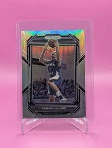 2023-24 Panini Prizm Draft Picks Damian Lillard #89 ARGENTO! - Foto 1 di 2