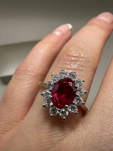 Anillo con racimo de rubí diamantes cultivados en laboratorio de 2,23 quilates de oro amarillo de 9 quilates LGSL107 - Imagen 1 de 23