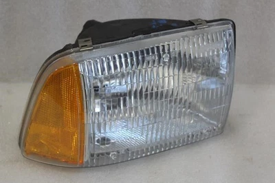 Chevrolet Blazer 1996 faro del lado derecho del pasajero compuesto Foto 1 de 4