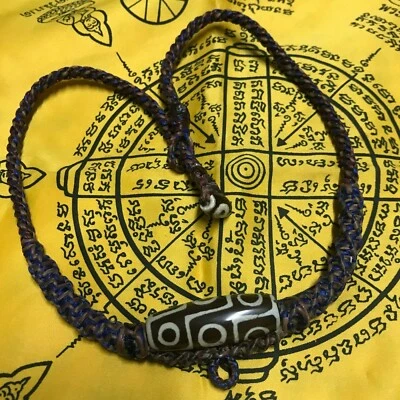 THAI AMULET DZI Collar Colgante Nueve Ojos Tibetano Cuentas Antiguo 9 Ojos Genuino Foto 1 de 4