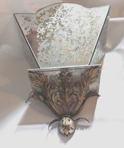 Currey and Company Mirrored Wall Sconce Gold Silver 1006 Incandescent 16 x 14 In - Picture 1 of 8