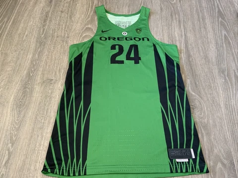 Nike Oregon Ducks Basketball #24 Jersey Men’s 52 Length +6 Used Green 2017-2018 Cover