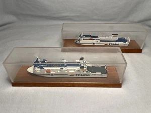 2 Modellschiffe von Conrad: Ro-Ro TT-Line, Nils Holgersson und Huckleberry Finn - Bild 1 von 11