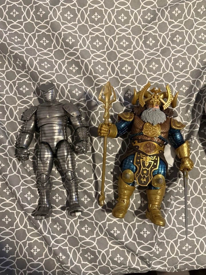 Lote de 3 leyendas de Marvel - Odín, el destructor y el vigilante Foto 1 de 2