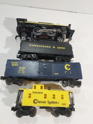 Lionel O Gauge Model Railroad 8633 Chessie 4-4-0 Steam Engine & Cars (Read) - Image 1 of 4