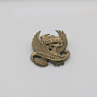 Hebilla de cinturón Harley-Davidson de latón macizo - Eagle "Live to Ride, Ride to Live" Foto 1 de 2