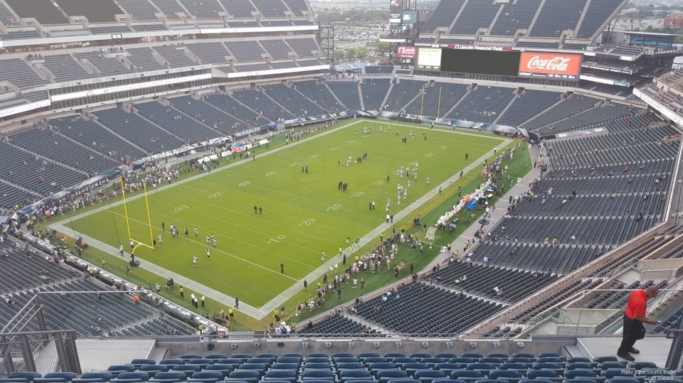 Washington Commanders @ Philadelphia Eagles Sun 01/04/26 1 ticket Sec 218 Row 10 - Image 1 of 1